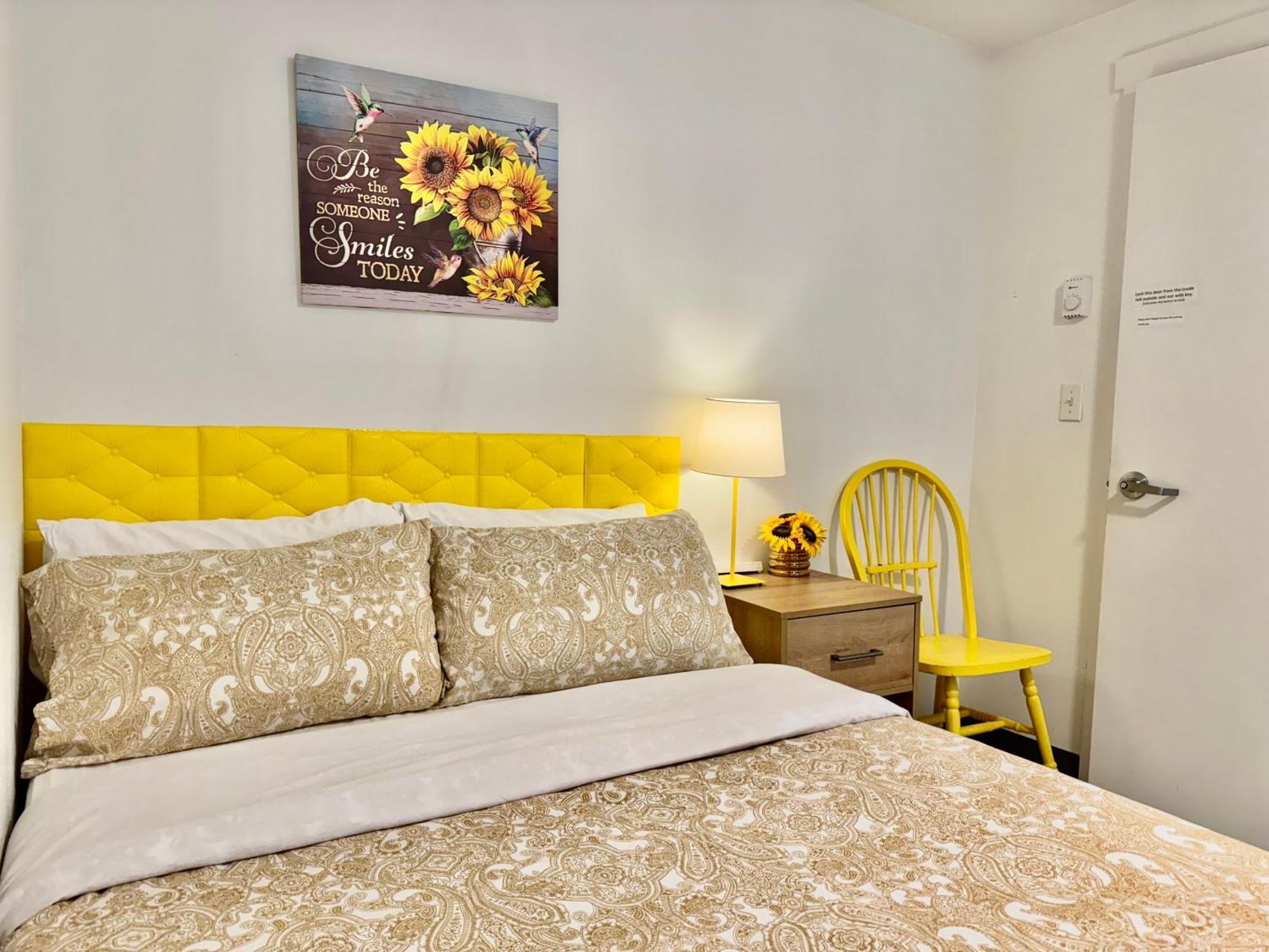 Private Room With Shared Bathroom On The 1St Floor 10 Minutes Walk To University Of Washington Сиэтл Экстерьер фото