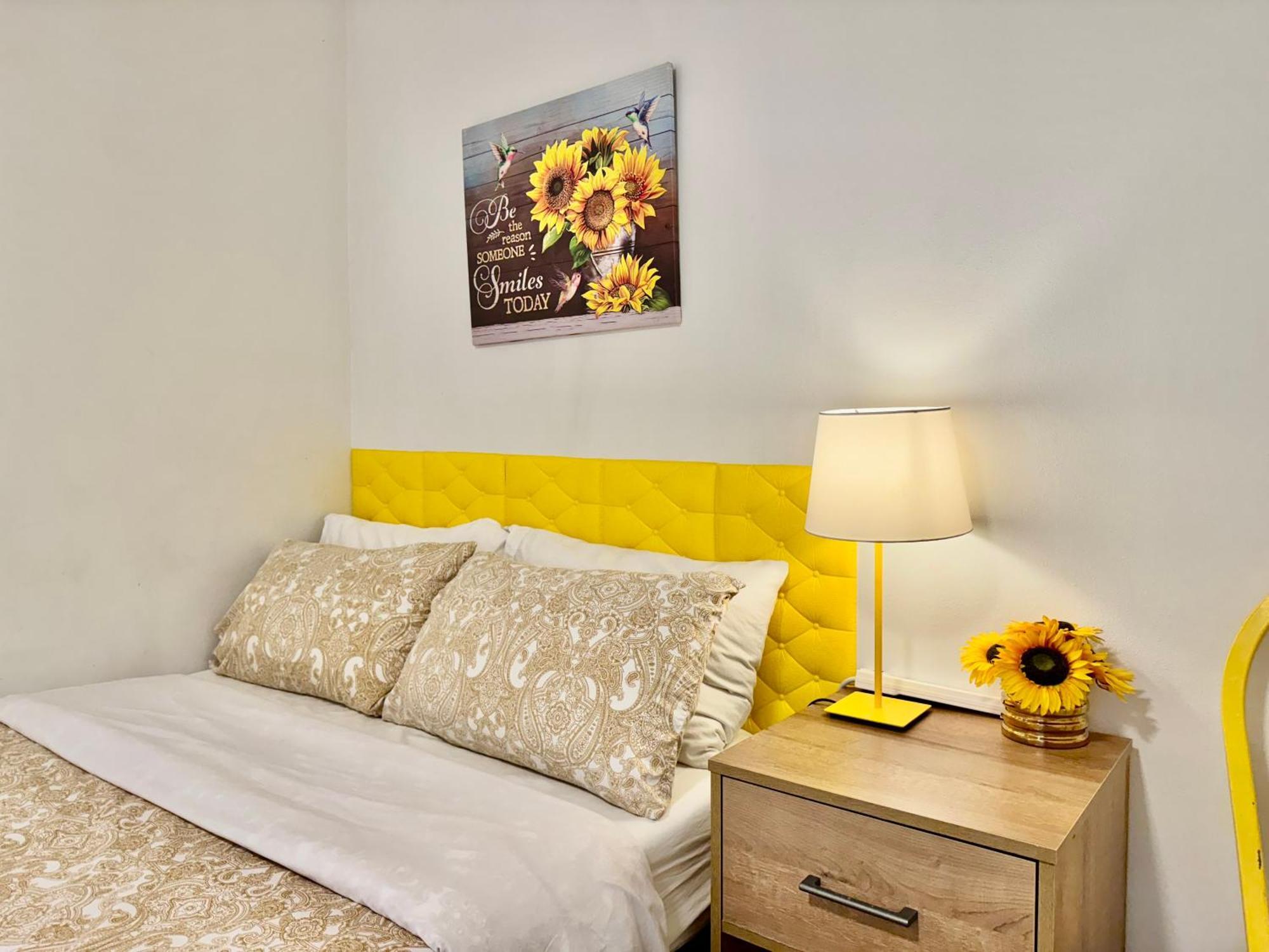 Private Room With Shared Bathroom On The 1St Floor 10 Minutes Walk To University Of Washington Сиэтл Экстерьер фото